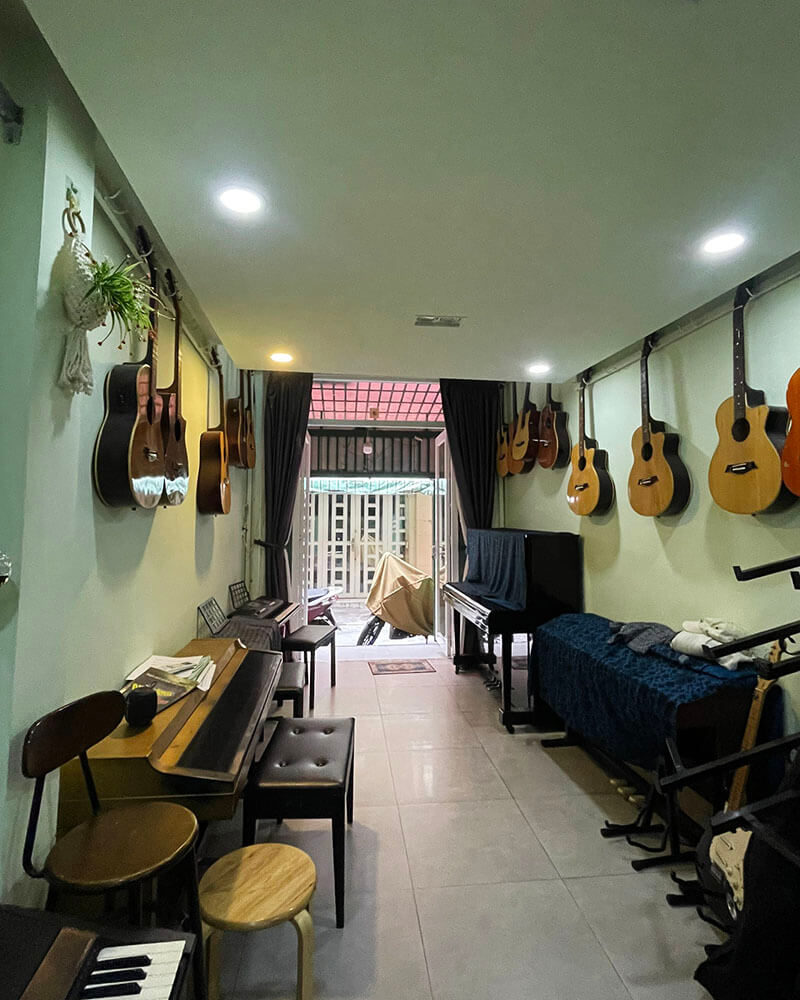 Ban nha hem xe hoi duong hoang van thu phu tan binh (1)